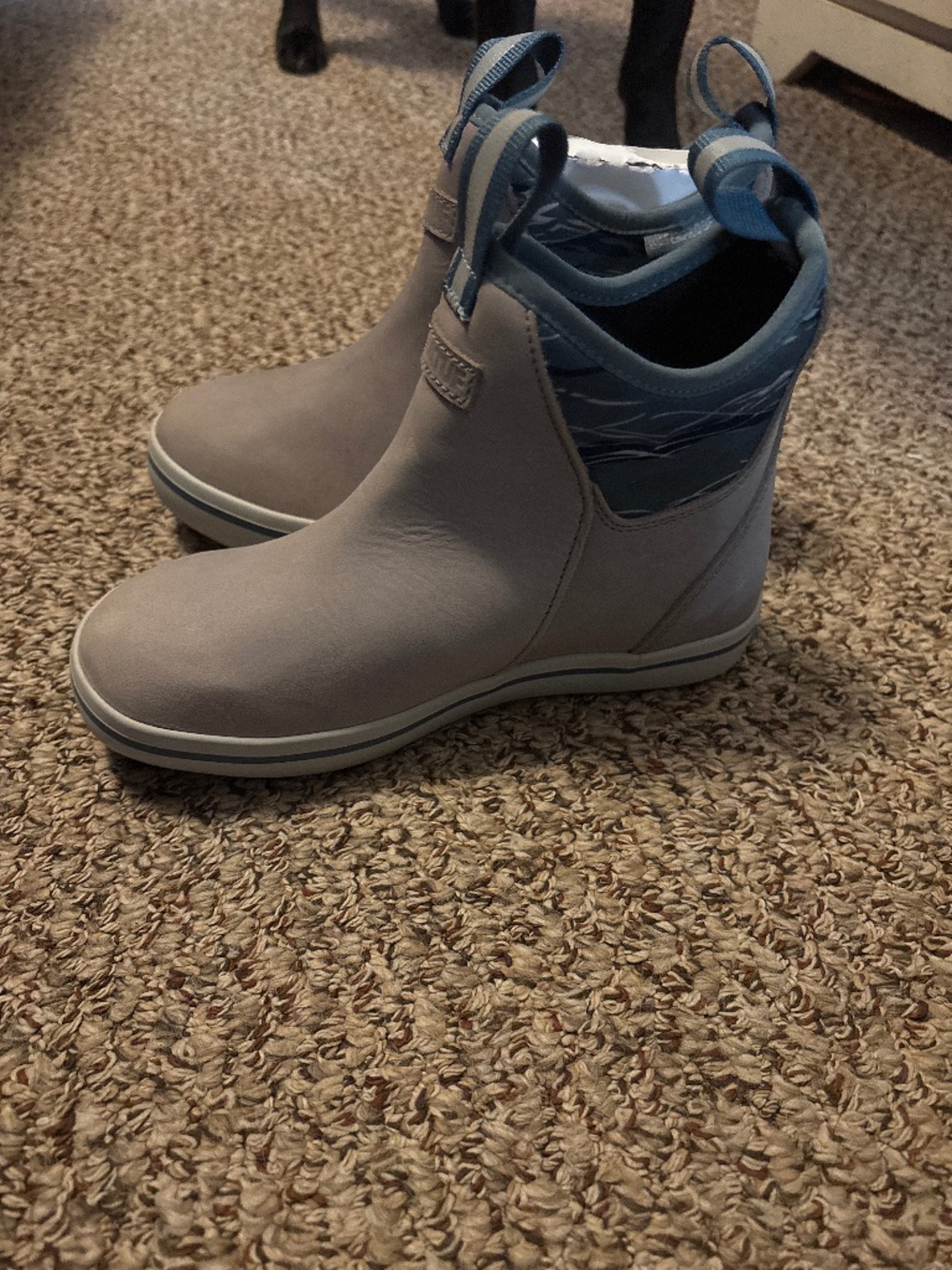 Women’s leather ankle deck boot xtratuf